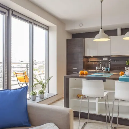 Absynt Old Town Deluxe Hotel *