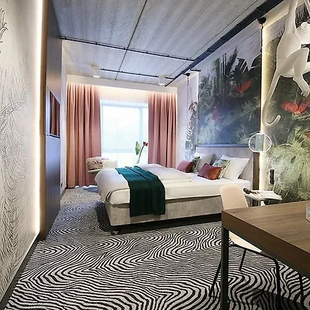 Absynt Old Town Deluxe Hotel