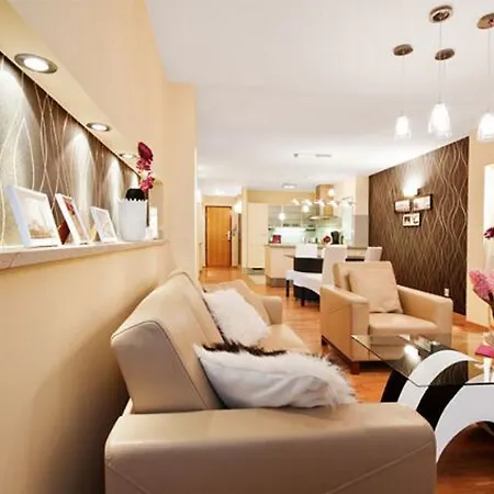 Hotel Absynt Old Town Deluxe *